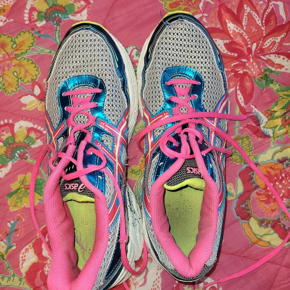 ASICS shoes, size 10
